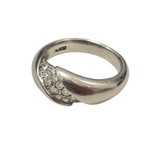 Pt900 メレダイヤ　リング